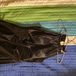 Black dress midi